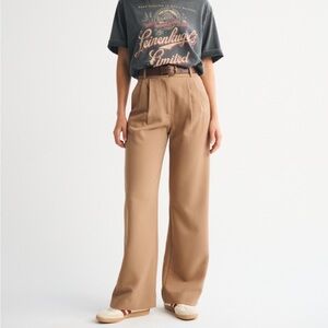Abercrombie & Fitch Women's Tan Sloane Trousers. Never worn. New with tags.